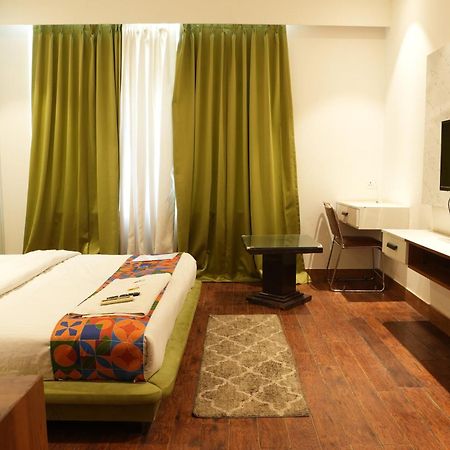 Hotel Elite Sector 45 I Gurgaon Central I Couple Friendly Esterno foto