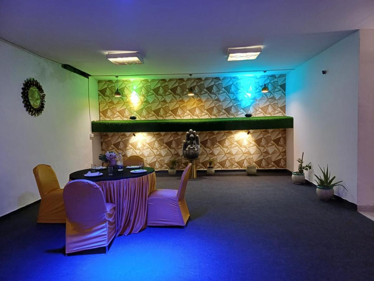 Hotel Elite Sector 45 I Gurgaon Central I Couple Friendly Esterno foto