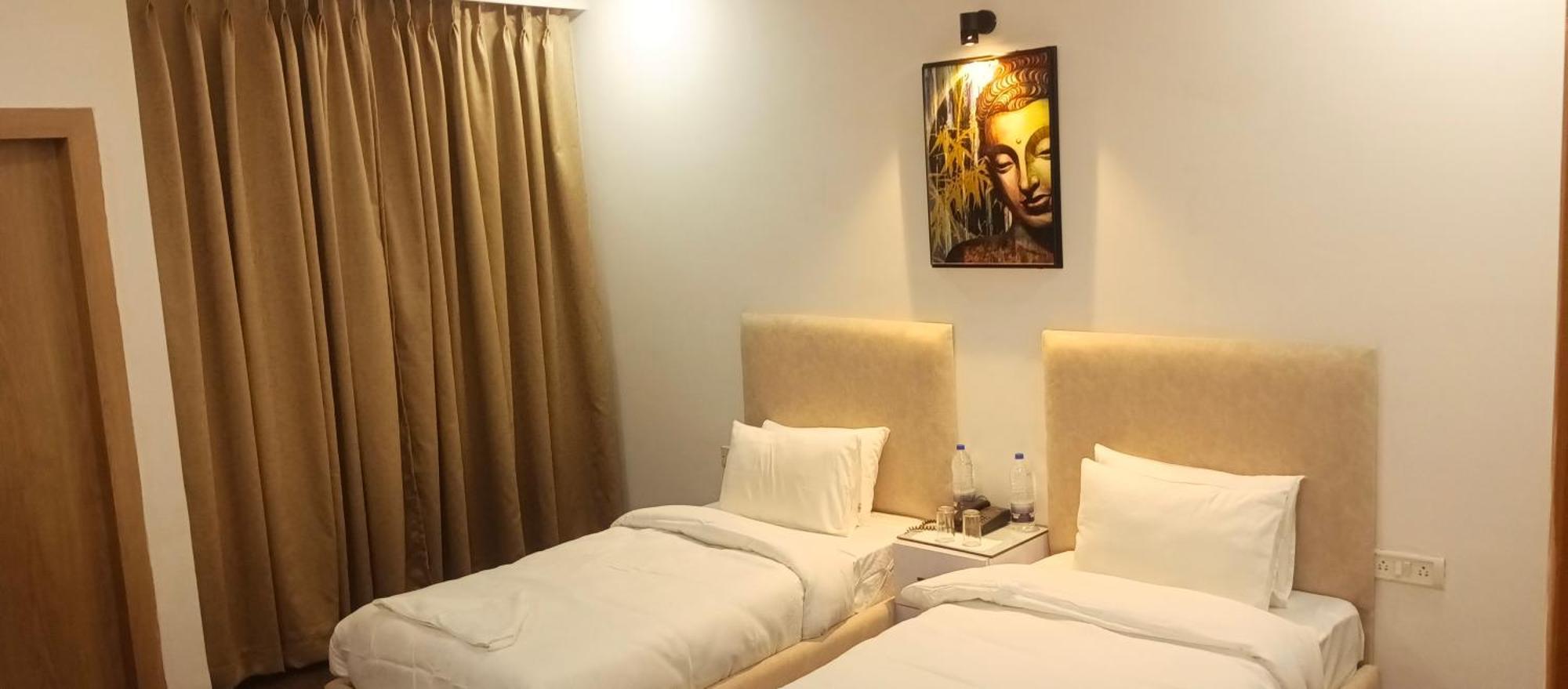 Hotel Elite Sector 45 I Gurgaon Central I Couple Friendly Esterno foto