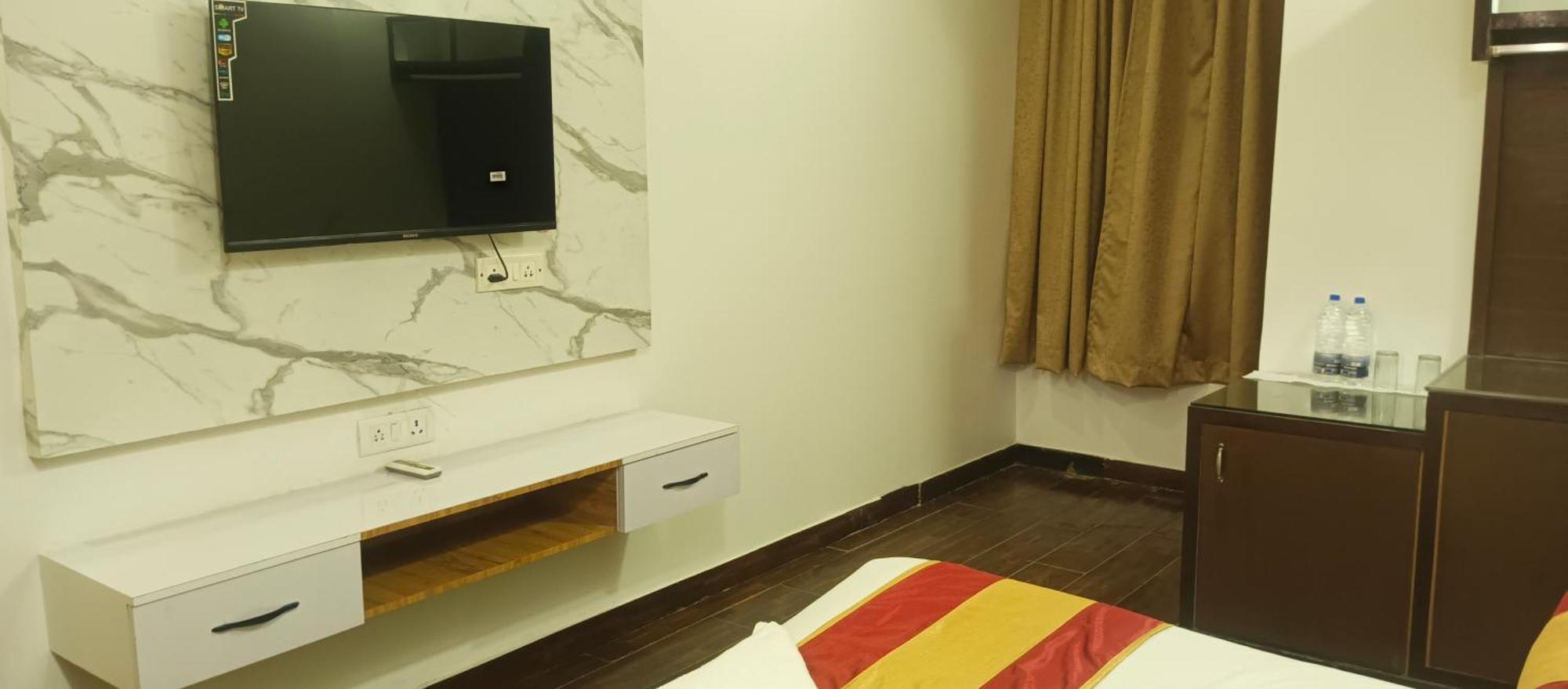 Hotel Elite Sector 45 I Gurgaon Central I Couple Friendly Esterno foto