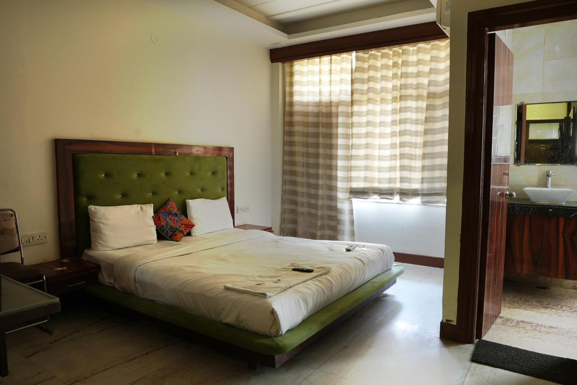 Hotel Elite Sector 45 I Gurgaon Central I Couple Friendly Esterno foto