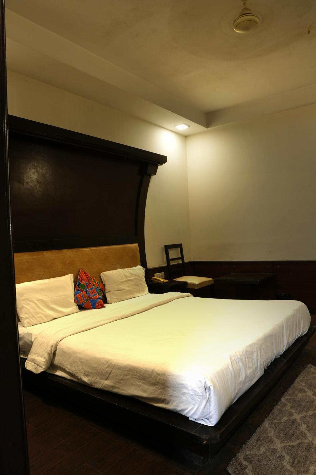 Hotel Elite Sector 45 I Gurgaon Central I Couple Friendly Esterno foto