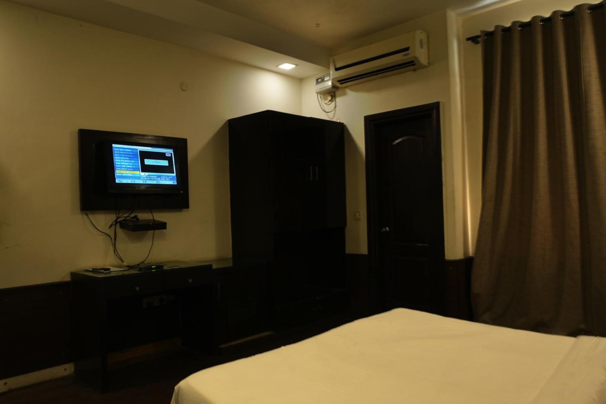 Hotel Elite Sector 45 I Gurgaon Central I Couple Friendly Esterno foto