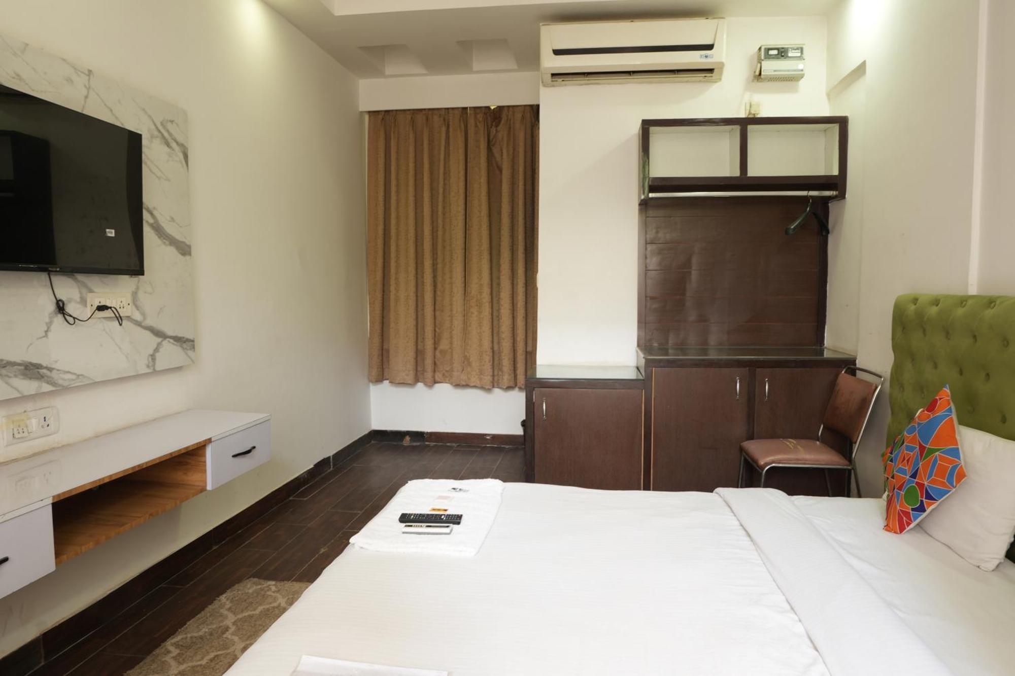Hotel Elite Sector 45 I Gurgaon Central I Couple Friendly Esterno foto