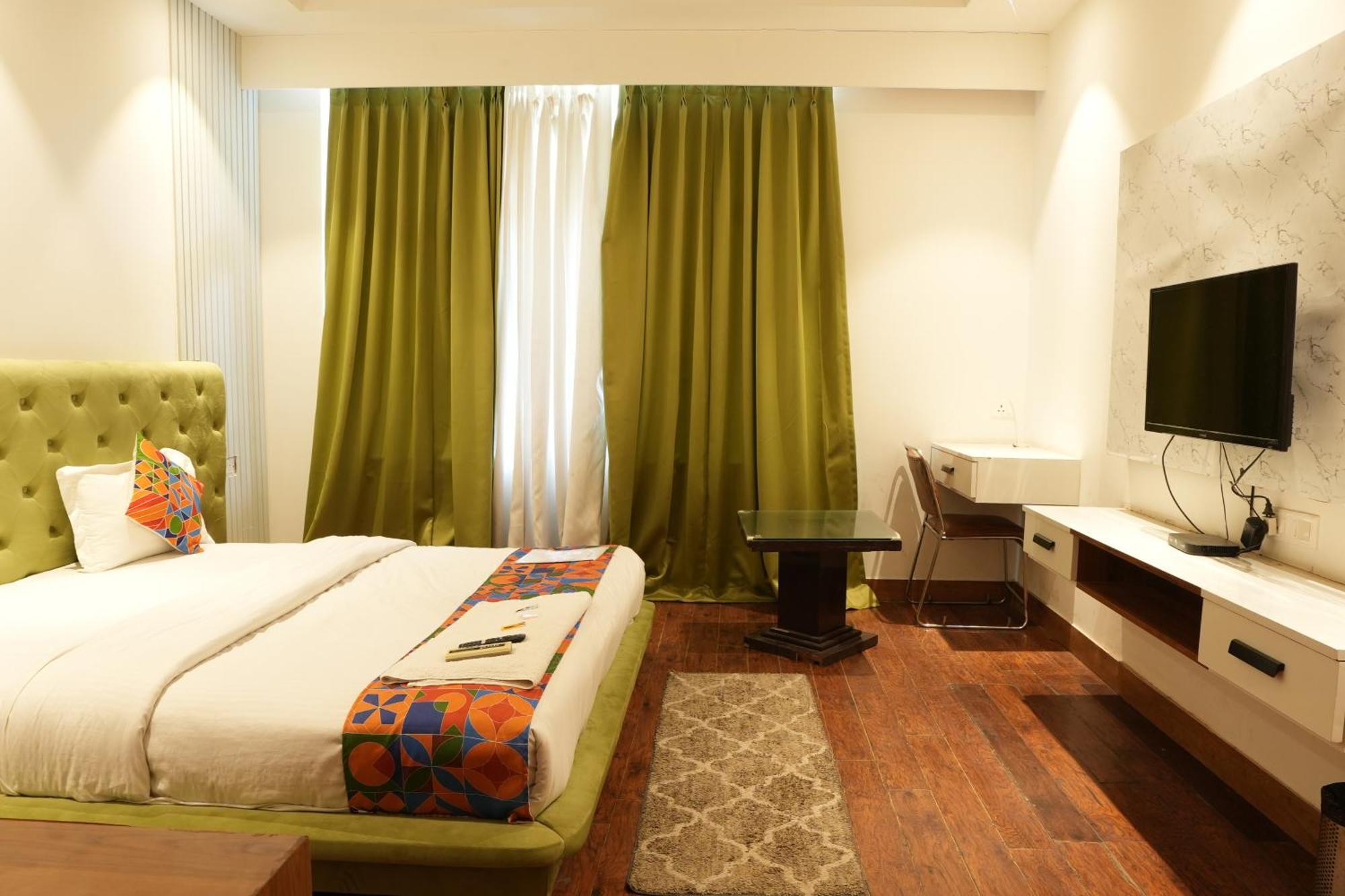 Hotel Elite Sector 45 I Gurgaon Central I Couple Friendly Esterno foto